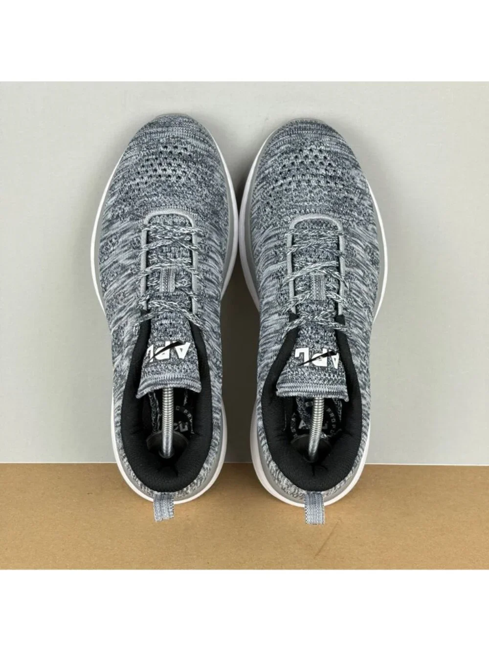 APL Techloom Pro Athletic Running Shoes Womens 10 Gray Heathered Knit Low Top
